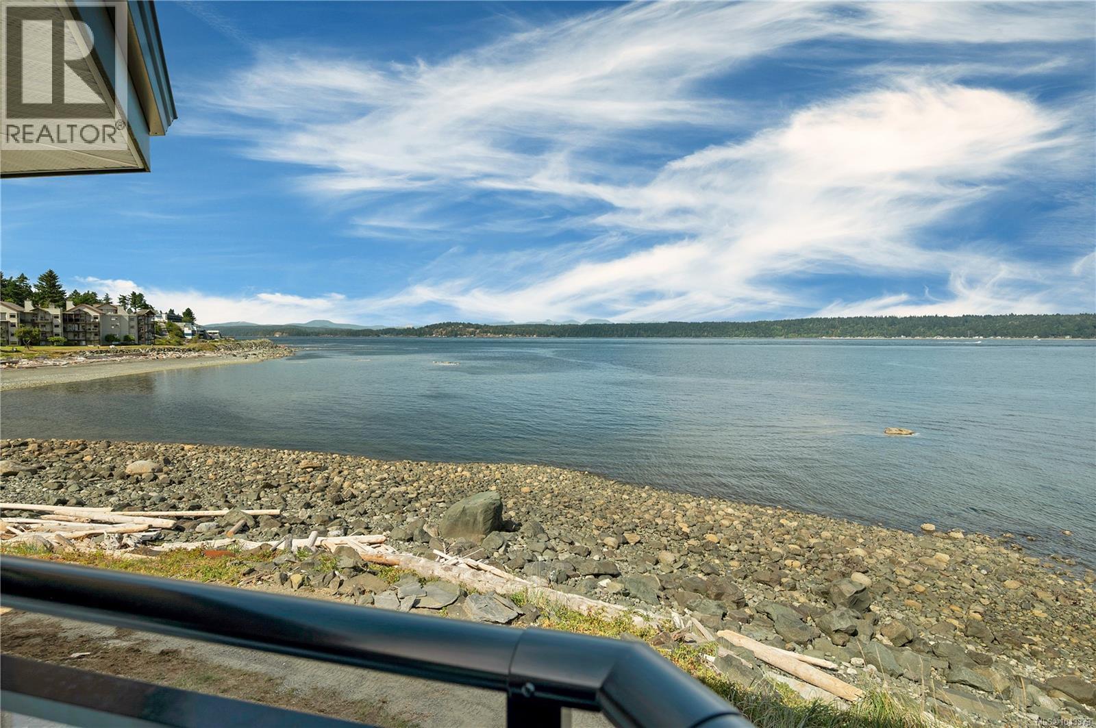 209 87 Island Hwy S, Campbell River