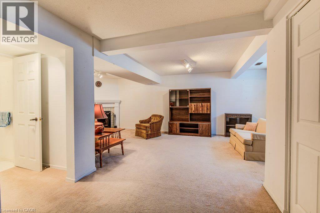 450 Beechwood Place Unit# 6, Waterloo, Ontario  N2T 1Y7 - Photo 37 - 40846939