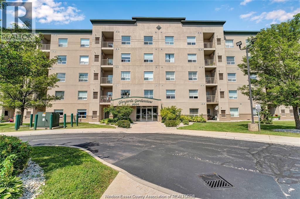 5000 WYANDOTTE Unit# 304, Windsor