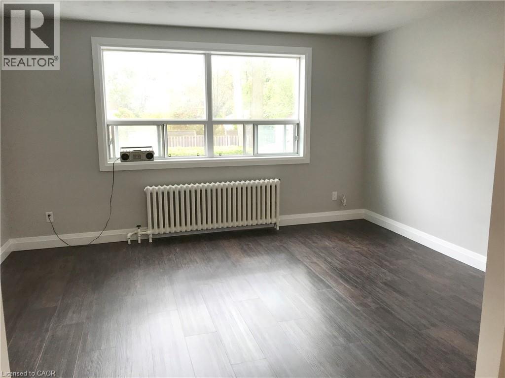 273 Lakeshore Road E Unit# 1, Mississauga, Ontario  L5G 1G8 - Photo 3 - 40848589