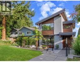 231 E 27 STREET, North Vancouver, British Columbia