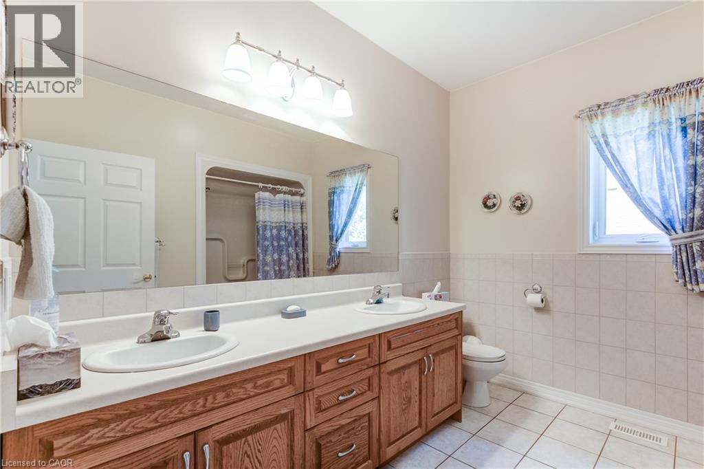 393 Henderson Road, Burlington, Ontario  L7L 2P6 - Photo 22 - 40846583
