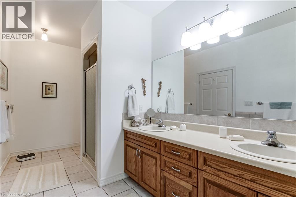 393 Henderson Road, Burlington, Ontario  L7L 2P6 - Photo 19 - 40846583