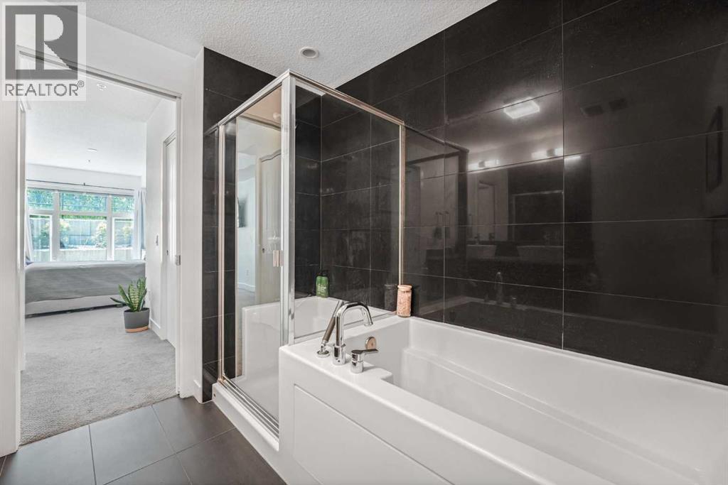 111, 25 Aspenmont Heights Sw, Calgary, Alberta  T3H 0E4 - Photo 16 - A2327471