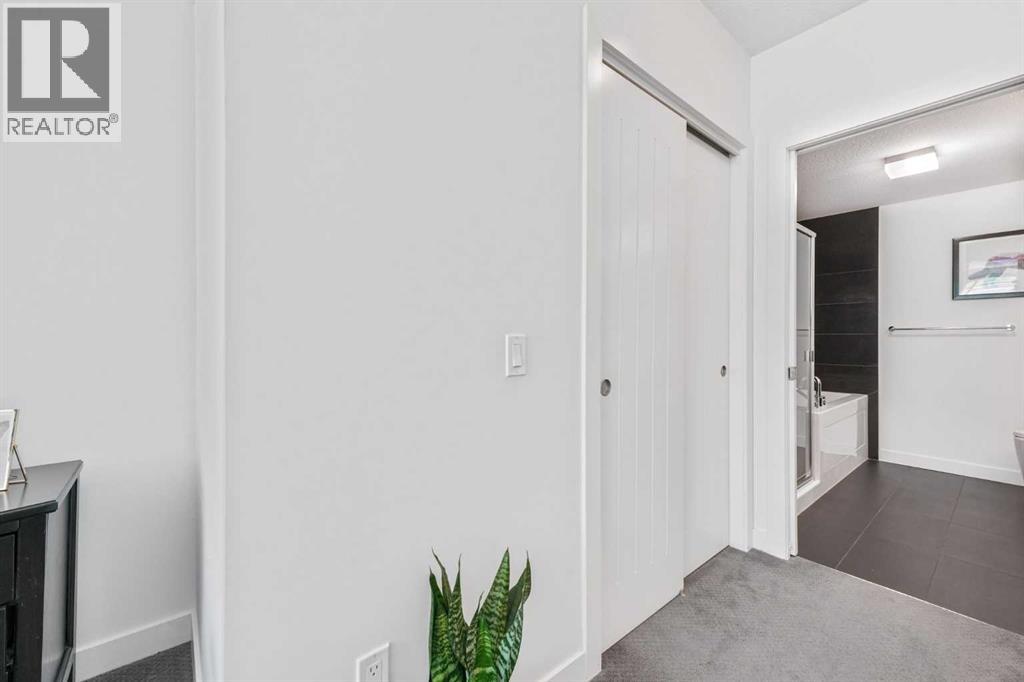 111, 25 Aspenmont Heights Sw, Calgary, Alberta  T3H 0E4 - Photo 13 - A2327471