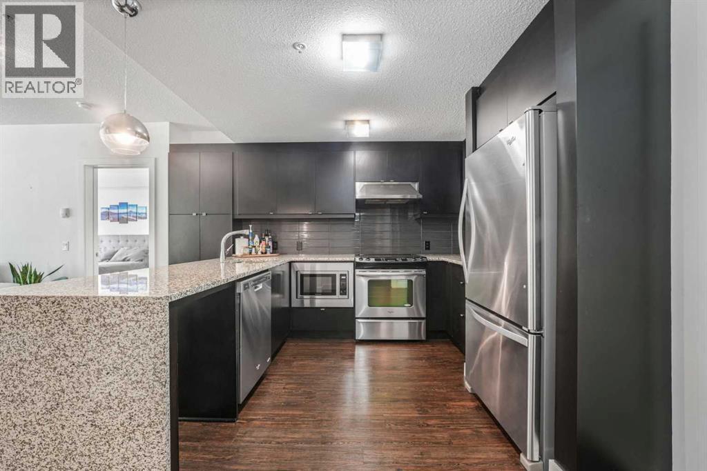 111, 25 Aspenmont Heights Sw, Calgary, Alberta  T3H 0E4 - Photo 2 - A2327471
