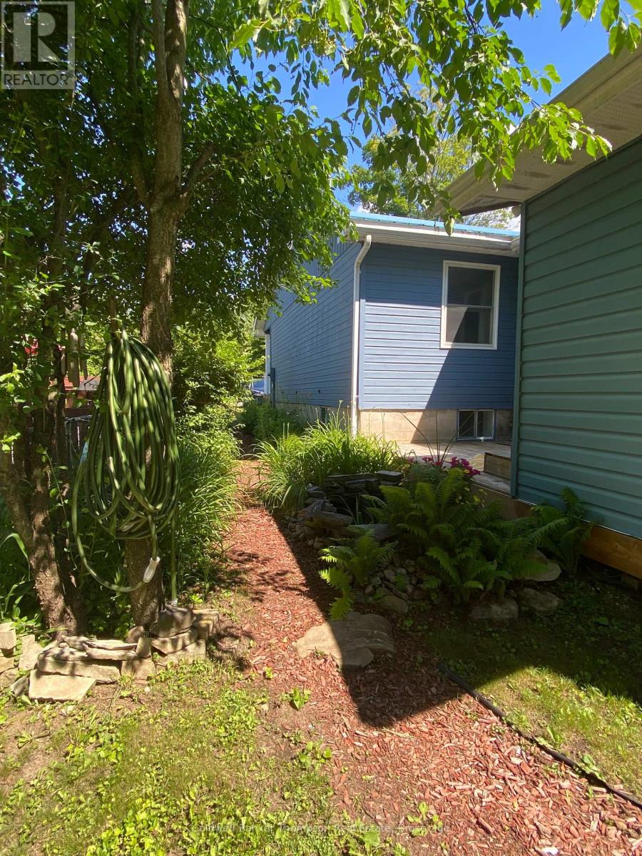 47 Florence Street W, Huntsville, Ontario P1H 1V4 - Photo 33 - X13067008