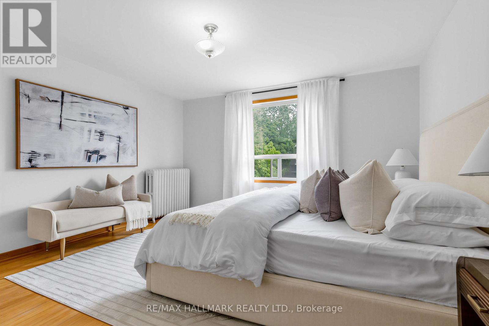 365 Milverton Boulevard, Toronto, Ontario  M4J 1W1 - Photo 21 - E13485764