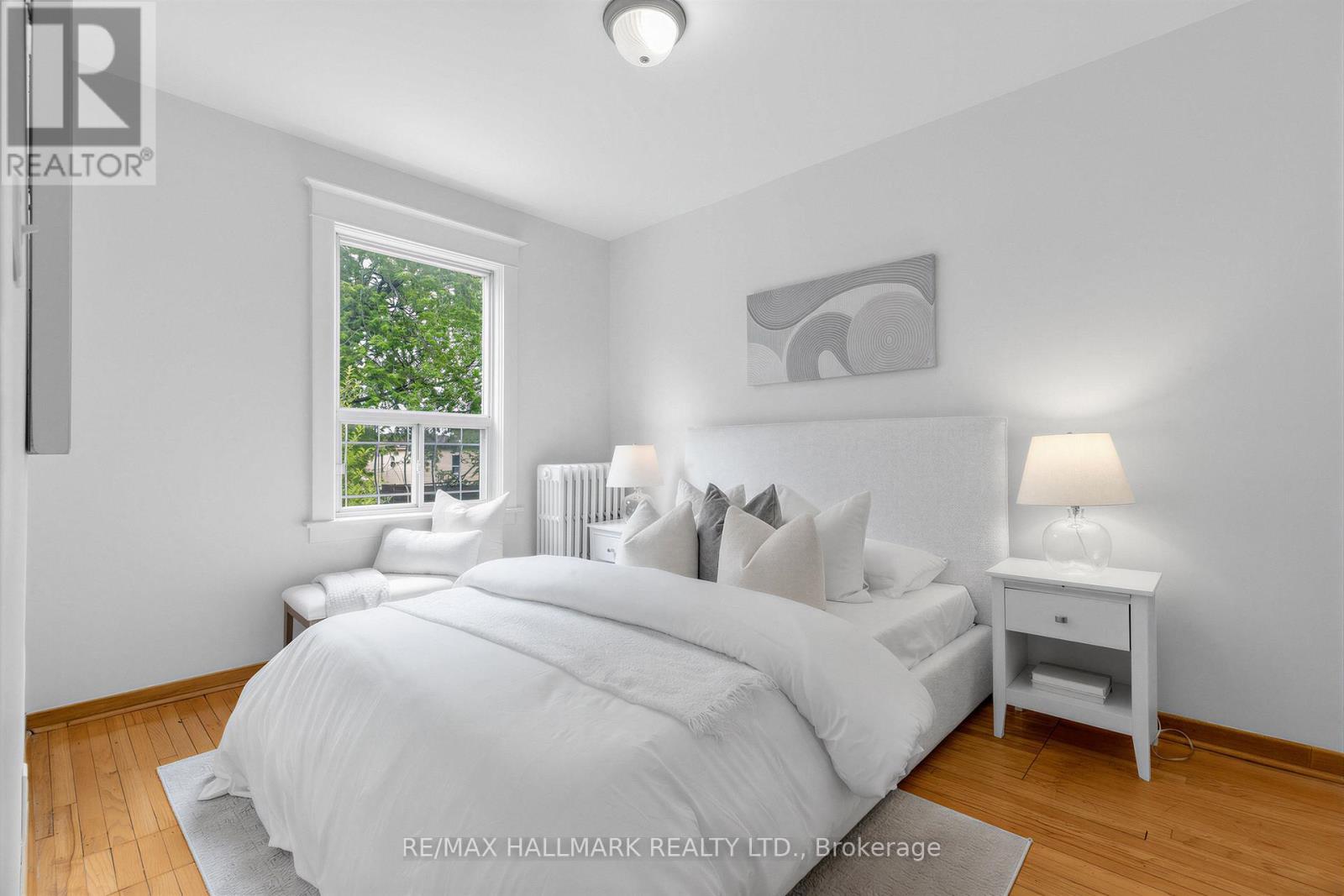 365 Milverton Boulevard, Toronto, Ontario  M4J 1W1 - Photo 25 - E13485764