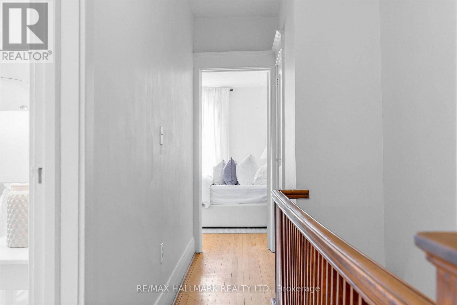 365 Milverton Boulevard, Toronto, Ontario  M4J 1W1 - Photo 29 - E13485764