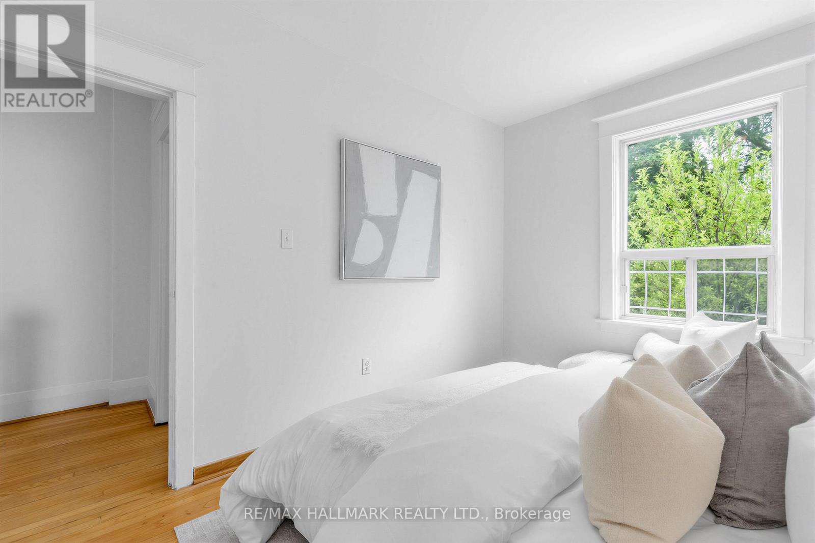 365 Milverton Boulevard, Toronto, Ontario  M4J 1W1 - Photo 27 - E13485764