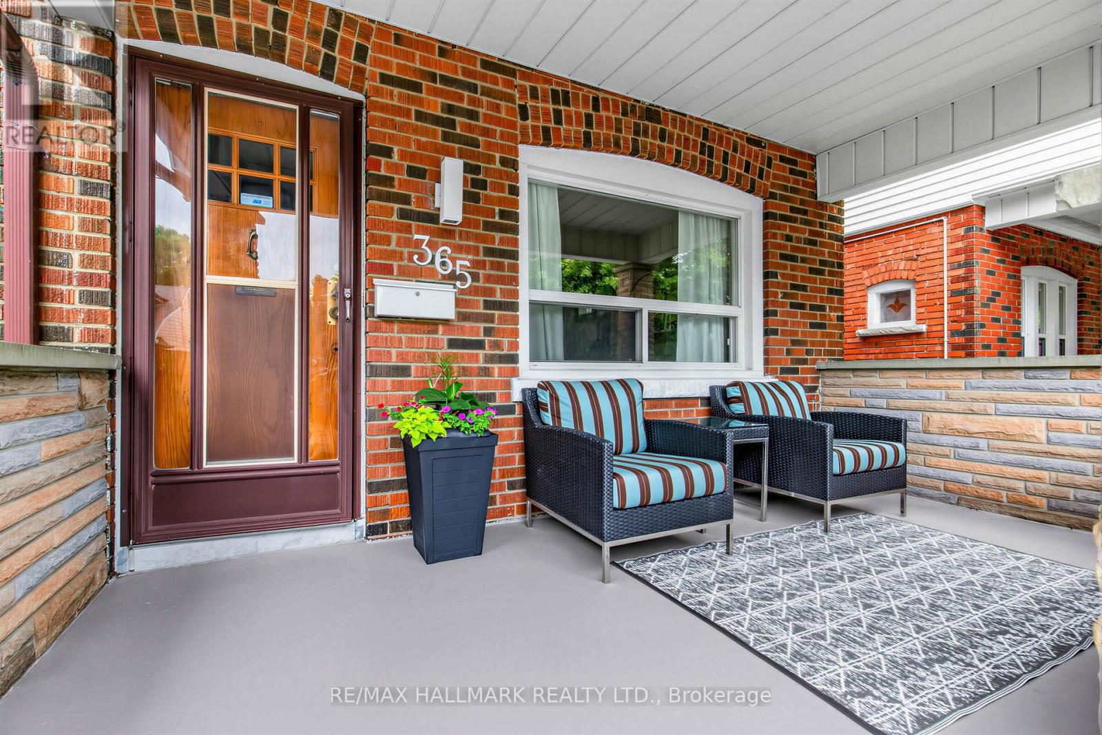 365 Milverton Boulevard, Toronto, Ontario  M4J 1W1 - Photo 3 - E13485764