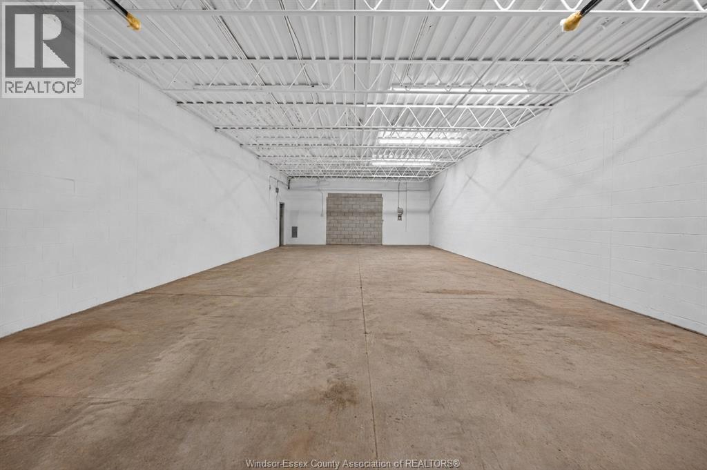 851 Division Road, Windsor, Ontario N8W 5R9 - Photo 11 - 26017072