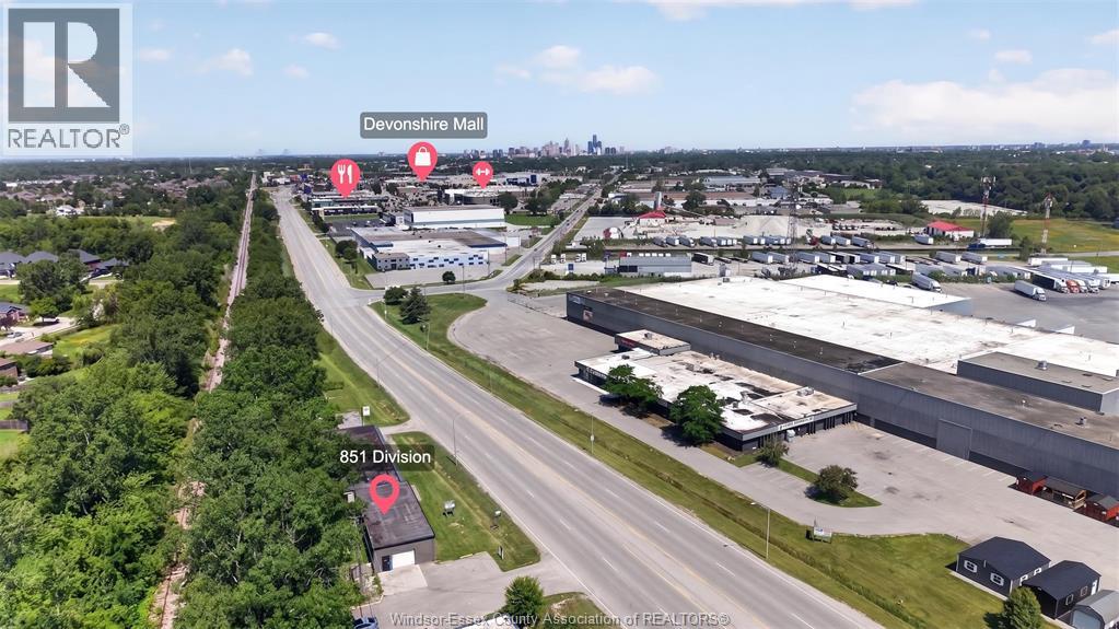 851 Division Road, Windsor, Ontario N8W 5R9 - Photo 4 - 26017072
