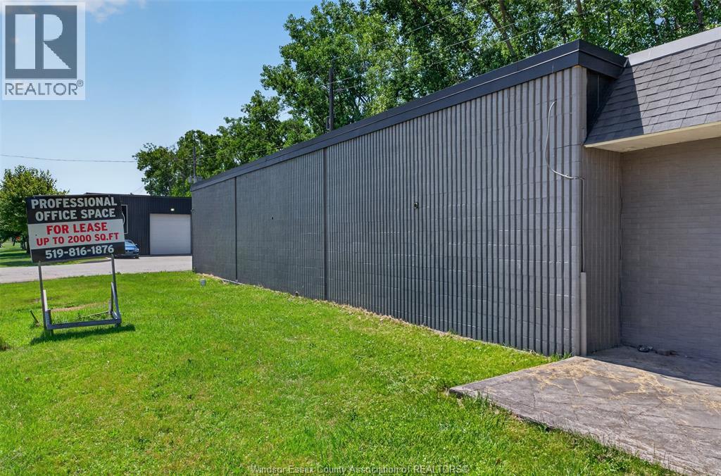 851 Division Road, Windsor, Ontario N8W 5R9 - Photo 5 - 26017072