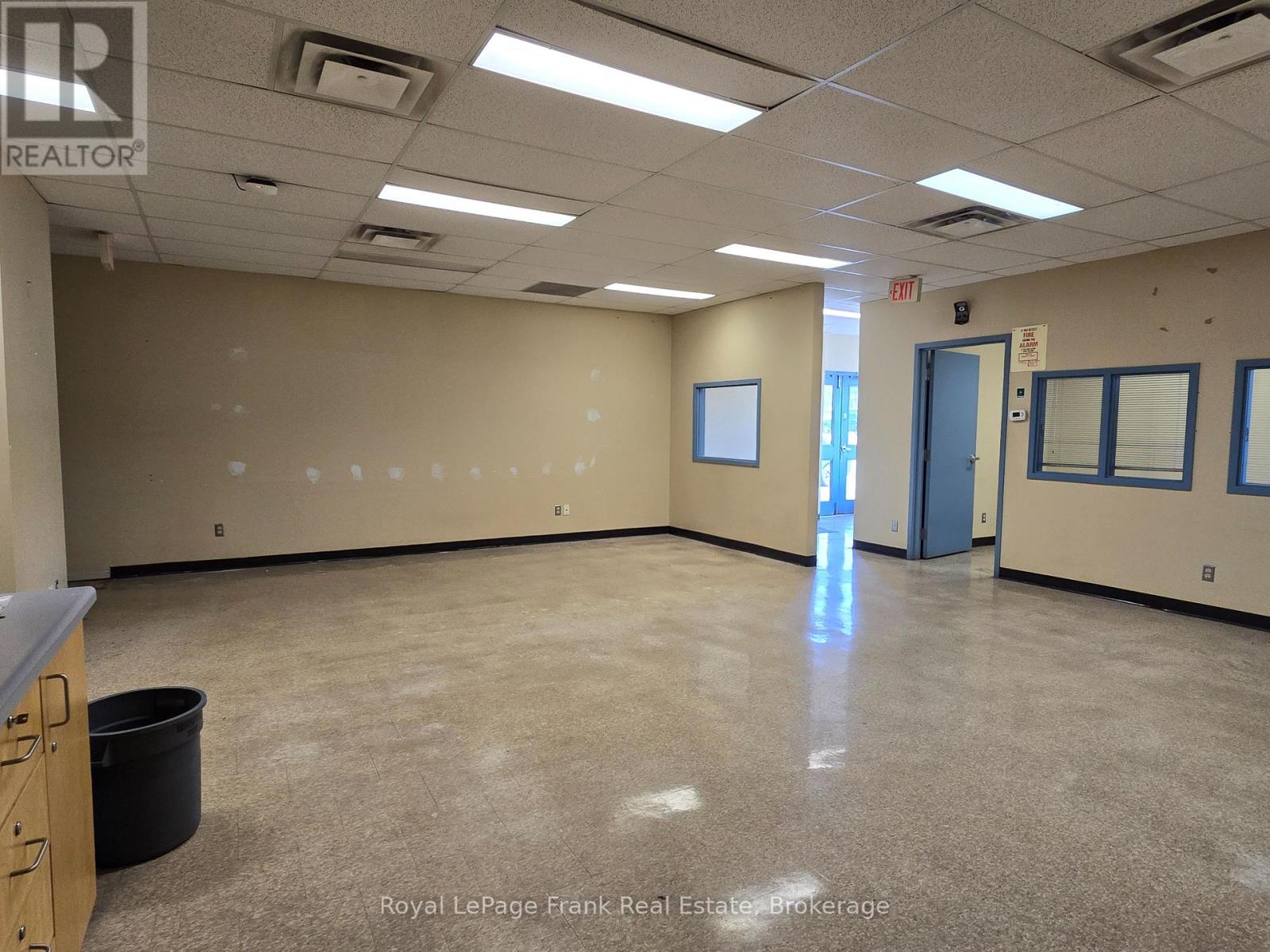 1-2 - 1160 Simcoe Street S, Oshawa (Lakeview), Ontario  L1H 5L8 - Photo 2 - E13568758