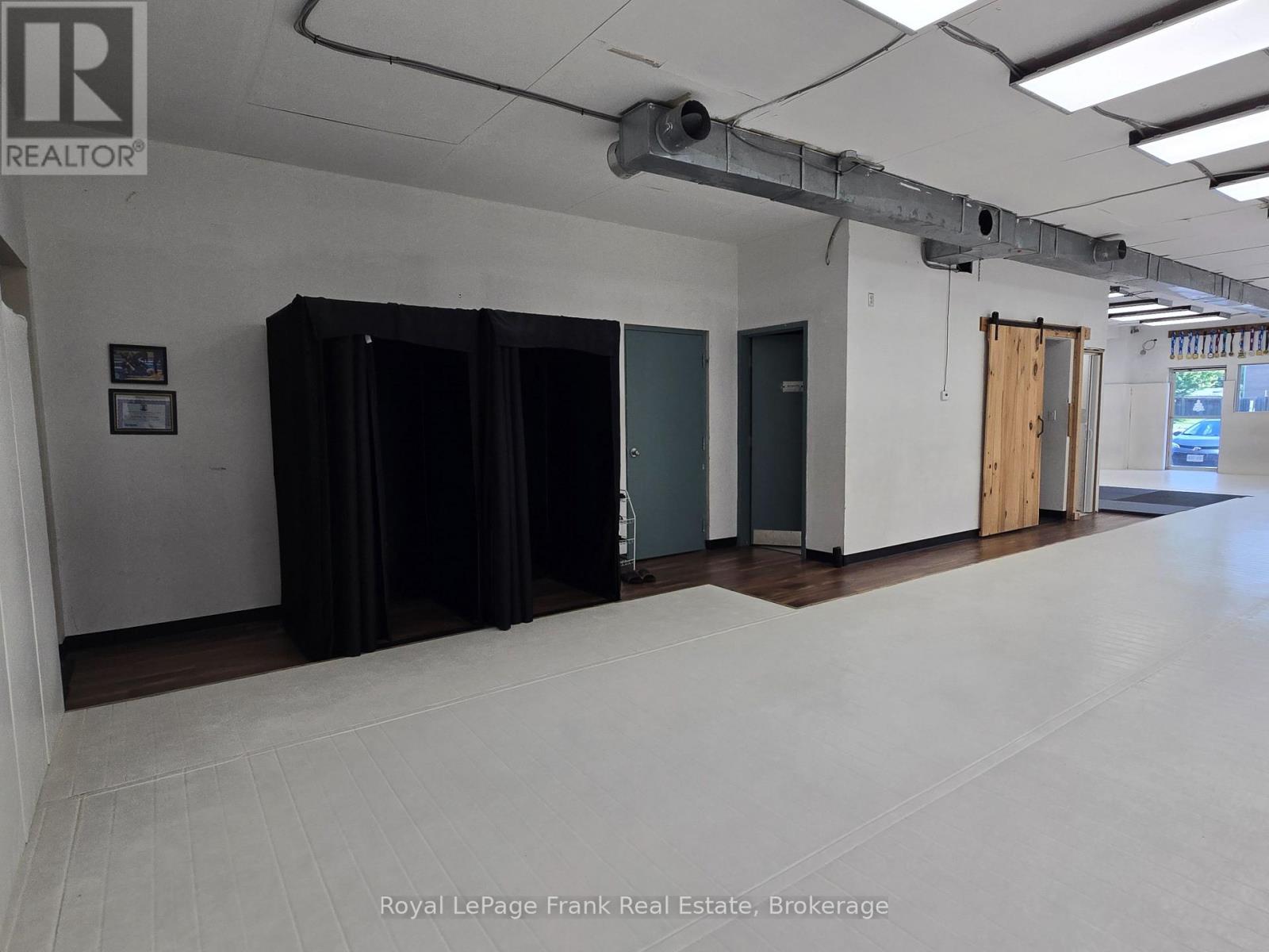 1-4 - 1160 Simcoe Street S, Oshawa (Lakeview), Ontario L1H 5L8 - Photo 3 - E13568768