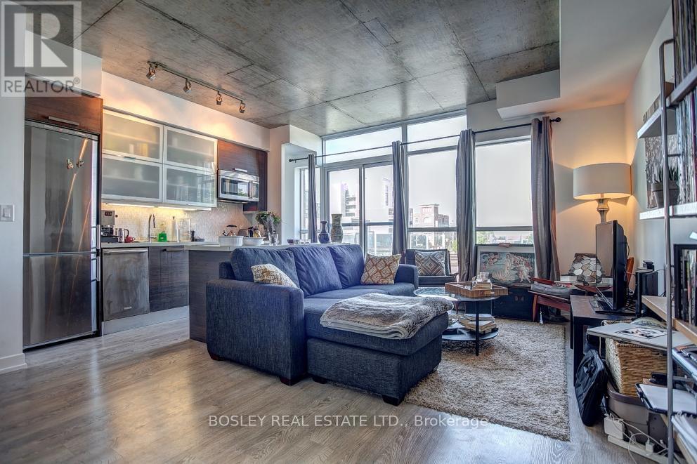 302 - 1205 QUEEN STREET W, Toronto (Little Portugal)
