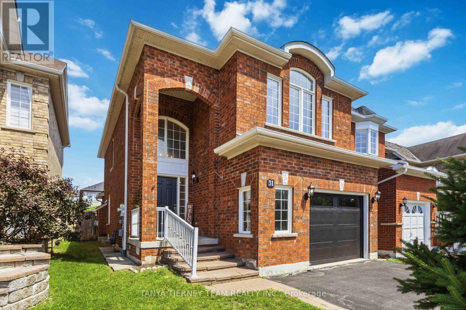 31 CHATTERSON STREET, Whitby, Ontario