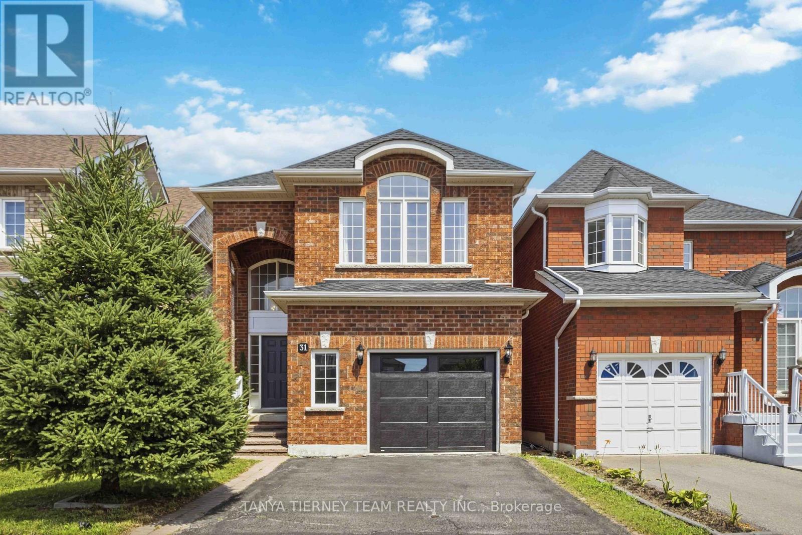 31 Chatterson Street, Whitby, Ontario  L1R 0B3 - Photo 2 - E13568906