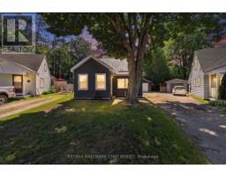 7 VICTORY CRESCENT, Penetanguishene, Ontario