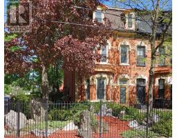 33 ROSE AVENUE, Toronto, Ontario