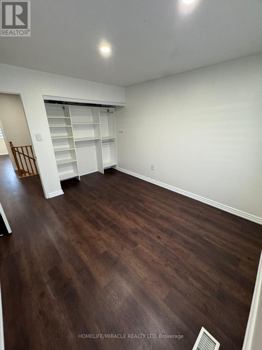24 Settler's Court, Whitby, Ontario  L1M 2L3 - Photo 6 - E13546246