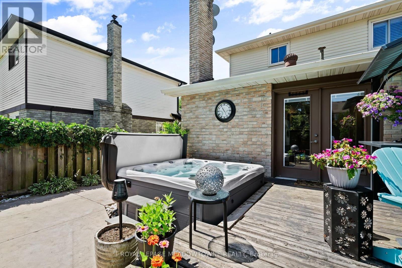 608 Moorelands Crescent, Milton, Ontario  L9T 4B5 - Photo 9 - W13568746
