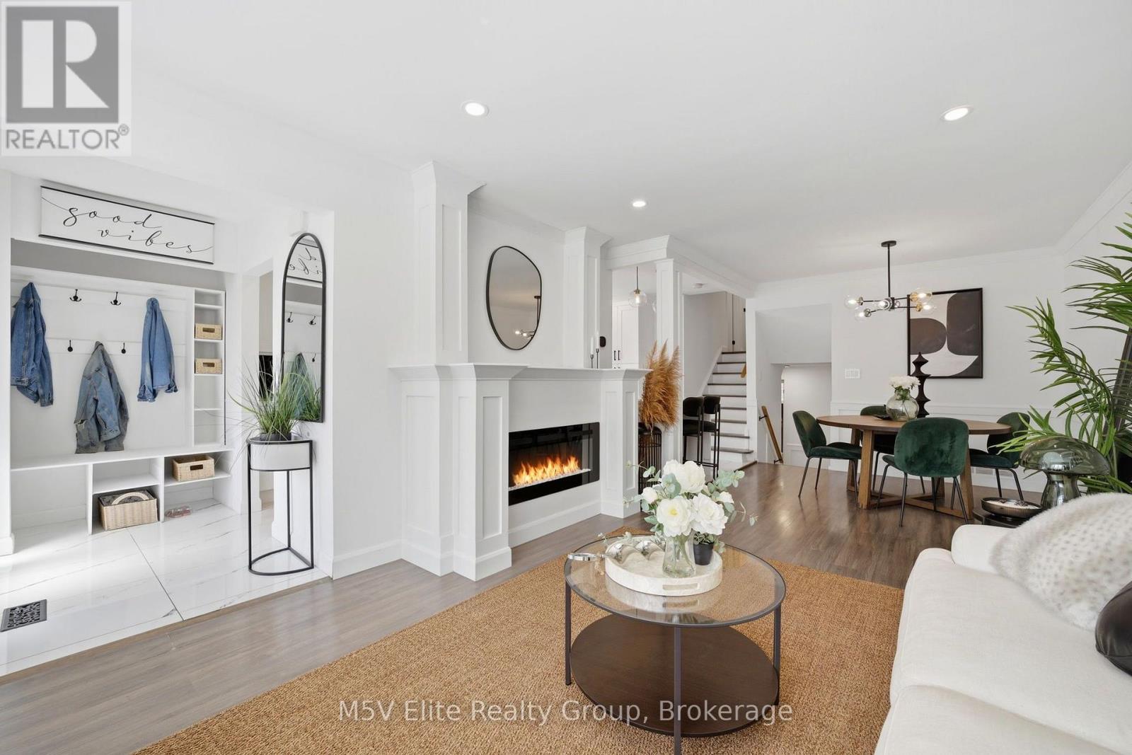 1171 Gripsholm Road, Mississauga, Ontario  L4Y 2G8 - Photo 8 - W13568844