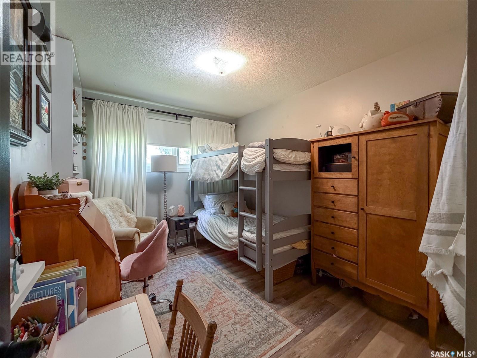386 4th Street E, Shaunavon, Saskatchewan  S0N 2M0 - Photo 24 - SK042692
