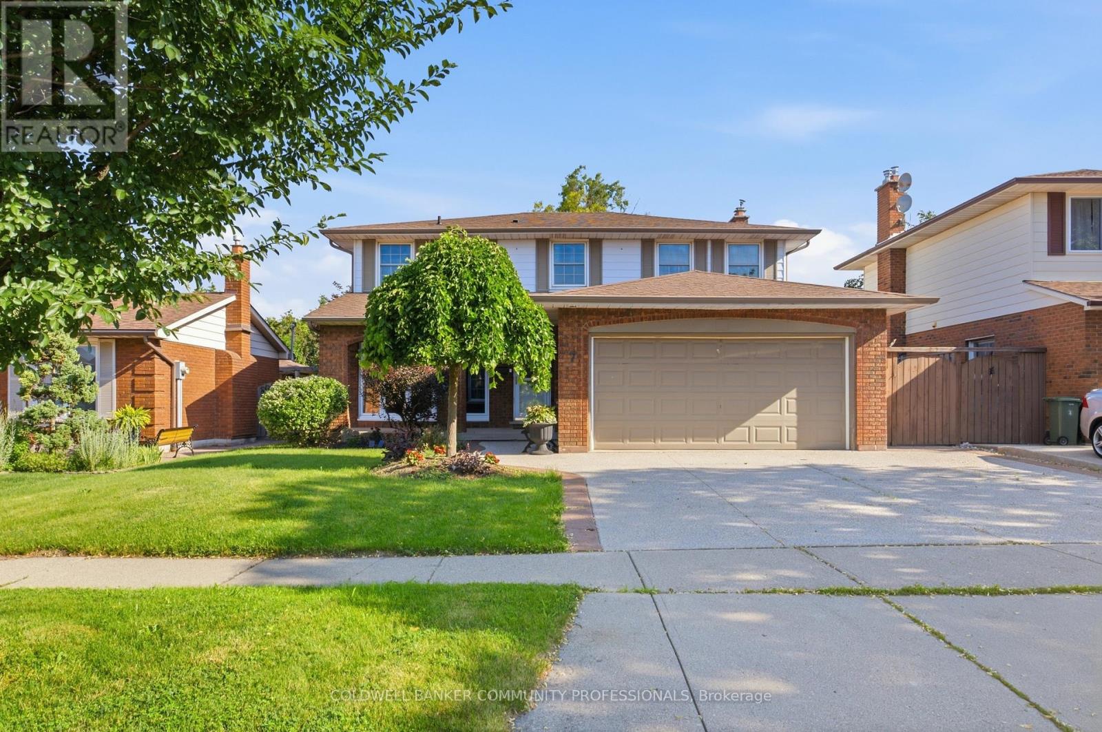 7 Apex Court, Hamilton, Ontario  L8J 1J2 - Photo 2 - X13568922