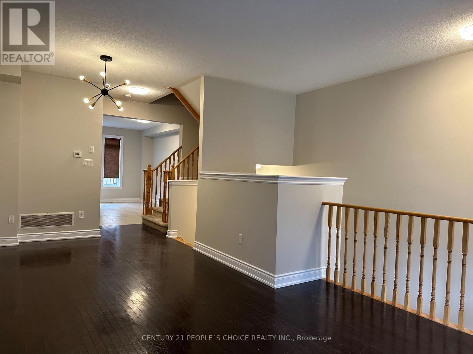 7227 Triumph Lane, Mississauga, Ontario L5N 0C5 - Photo 4 - W13504094