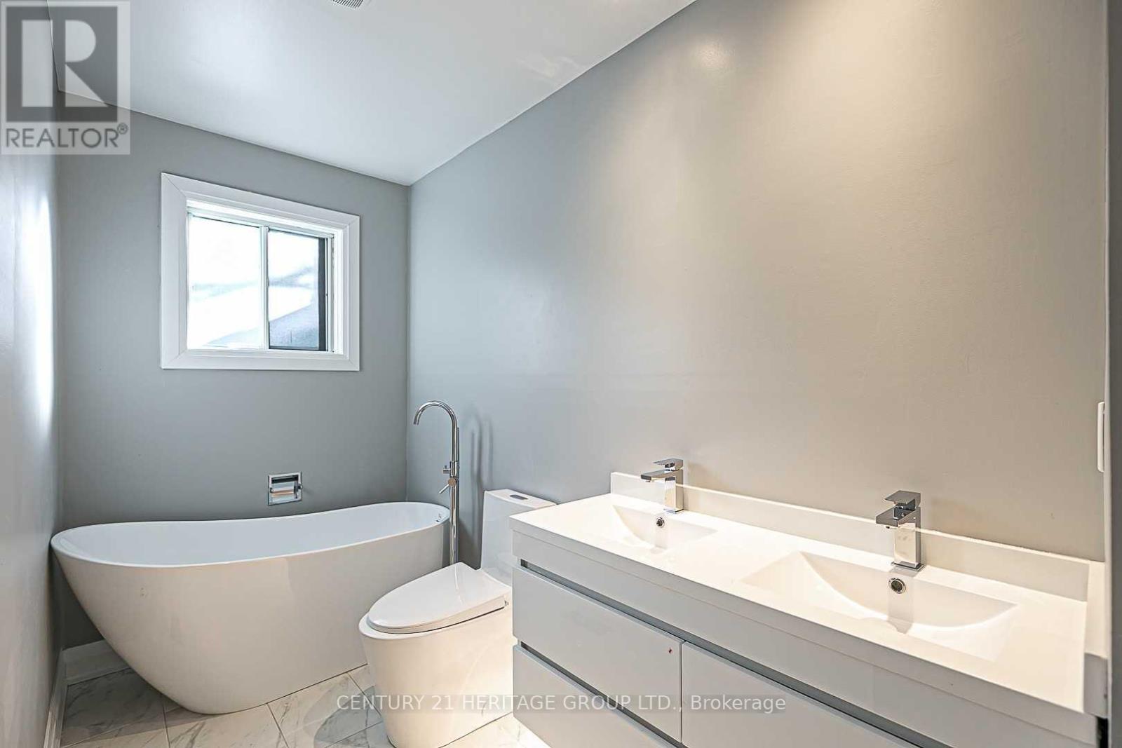 23 Tall Pines Trail, East Gwillimbury, Ontario  L9N 1J5 - Photo 19 - N13568836
