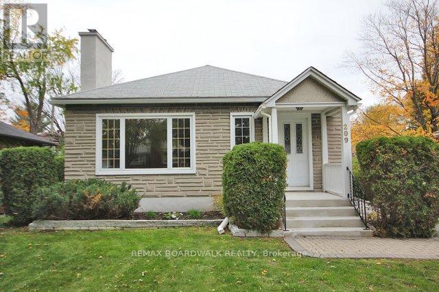 209 KNOX CRESCENT, Ottawa