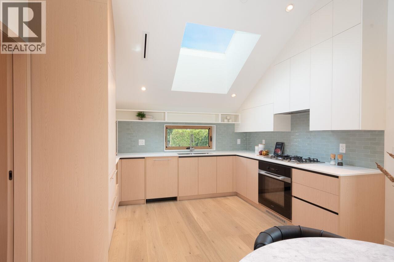 3122 W 11th Avenue, Vancouver, British Columbia  V6K 2M7 - Photo 12 - R3146726