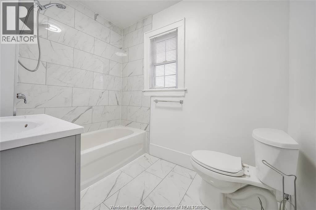 1691 Dougall, Windsor, Ontario  N8X 1S4 - Photo 13 - 26016958