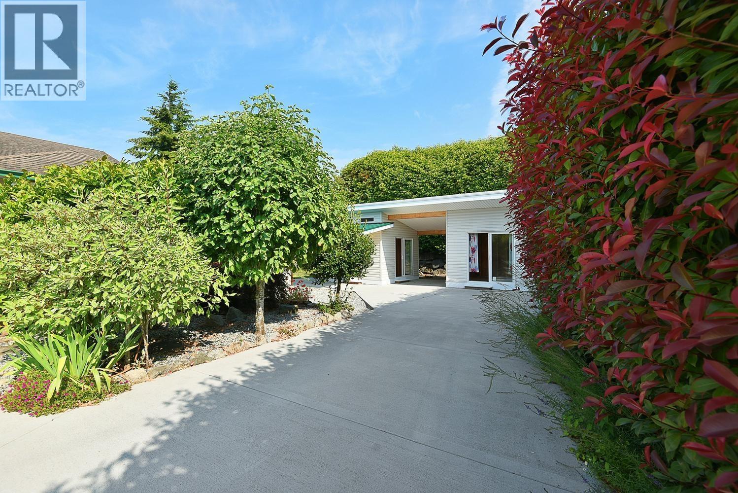 4871 Blueberry Place, Sechelt, British Columbia  V7Z 0G2 - Photo 31 - R3146759