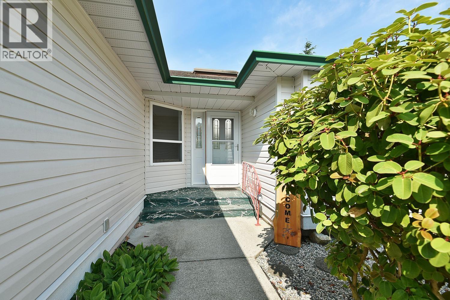 4871 Blueberry Place, Sechelt, British Columbia  V7Z 0G2 - Photo 6 - R3146759
