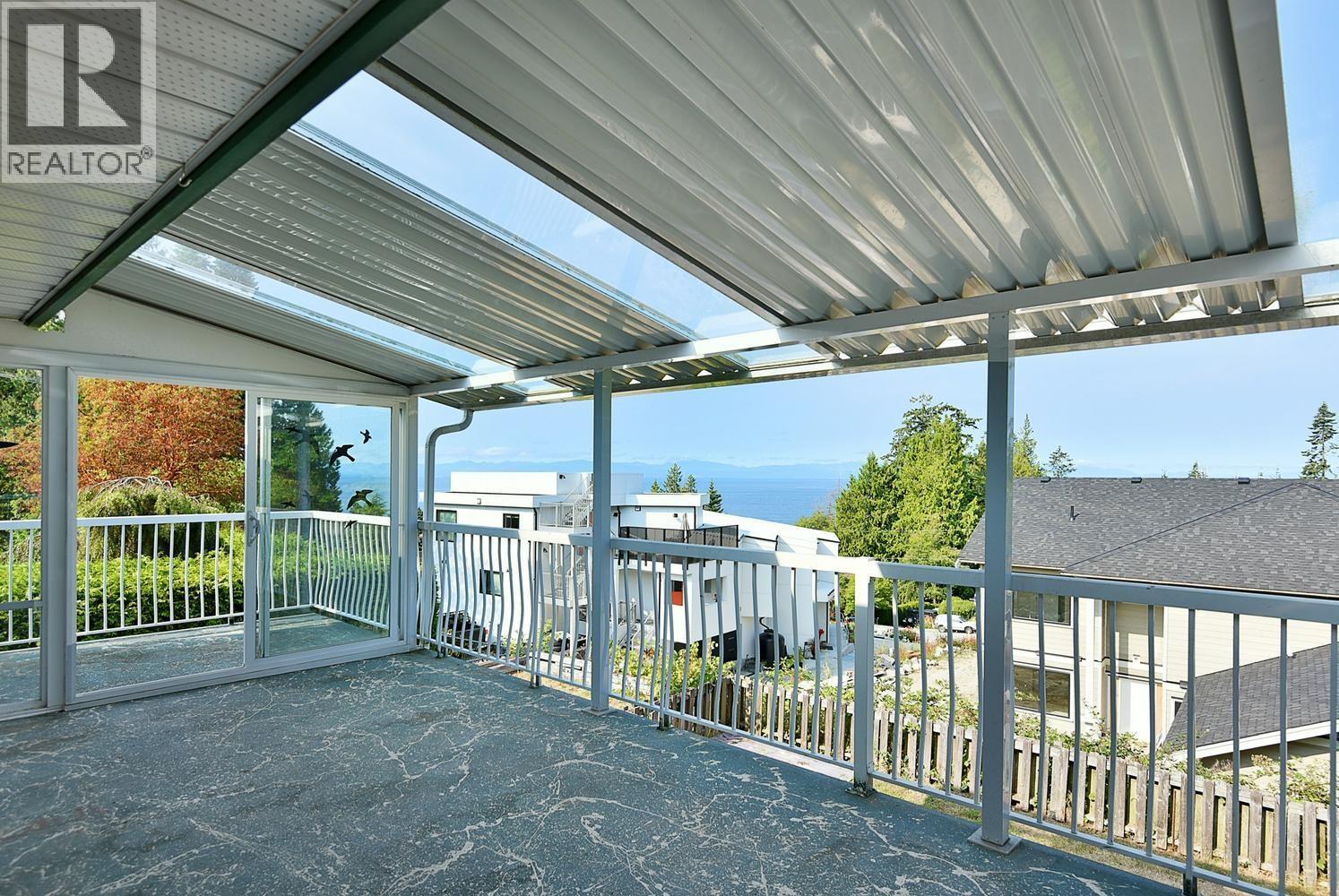 4871 Blueberry Place, Sechelt, British Columbia  V7Z 0G2 - Photo 9 - R3146759