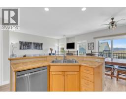 614 South Crest Drive, Kelowna, British Columbia  V1W 4Y6 - Photo 9 - 10387328