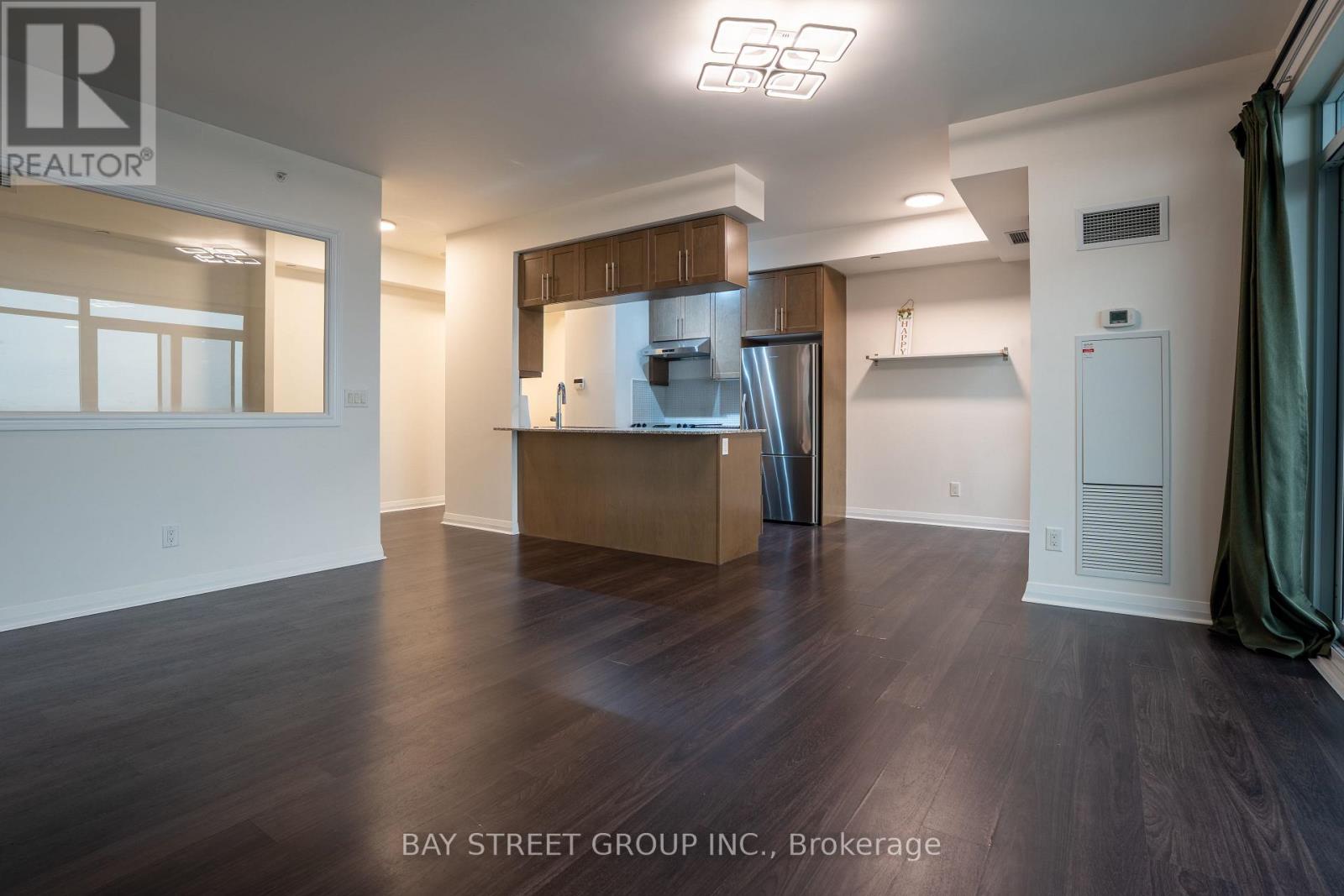 Lph04 - 55 Oneida Crescent, Richmond Hill, Ontario  L4B 0E8 - Photo 2 - N13569070