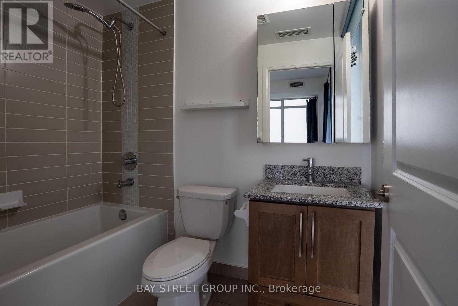 Lph04 - 55 Oneida Crescent, Richmond Hill, Ontario  L4B 0E8 - Photo 8 - N13569070