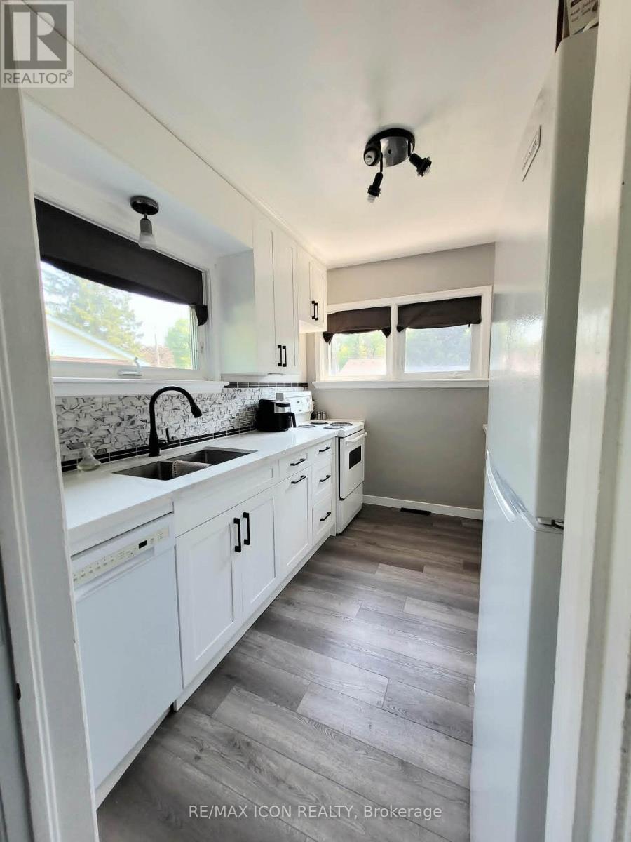 1385 7th Avenue W, Owen Sound, Ontario  N4K 5K5 - Photo 3 - X13567608