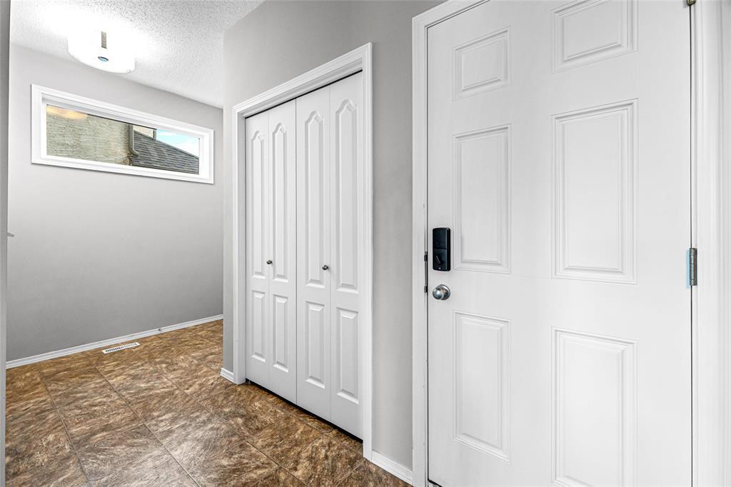 245 El Tassi Drive, Winnipeg, Manitoba  R3W 0L8 - Photo 5 - 202616412