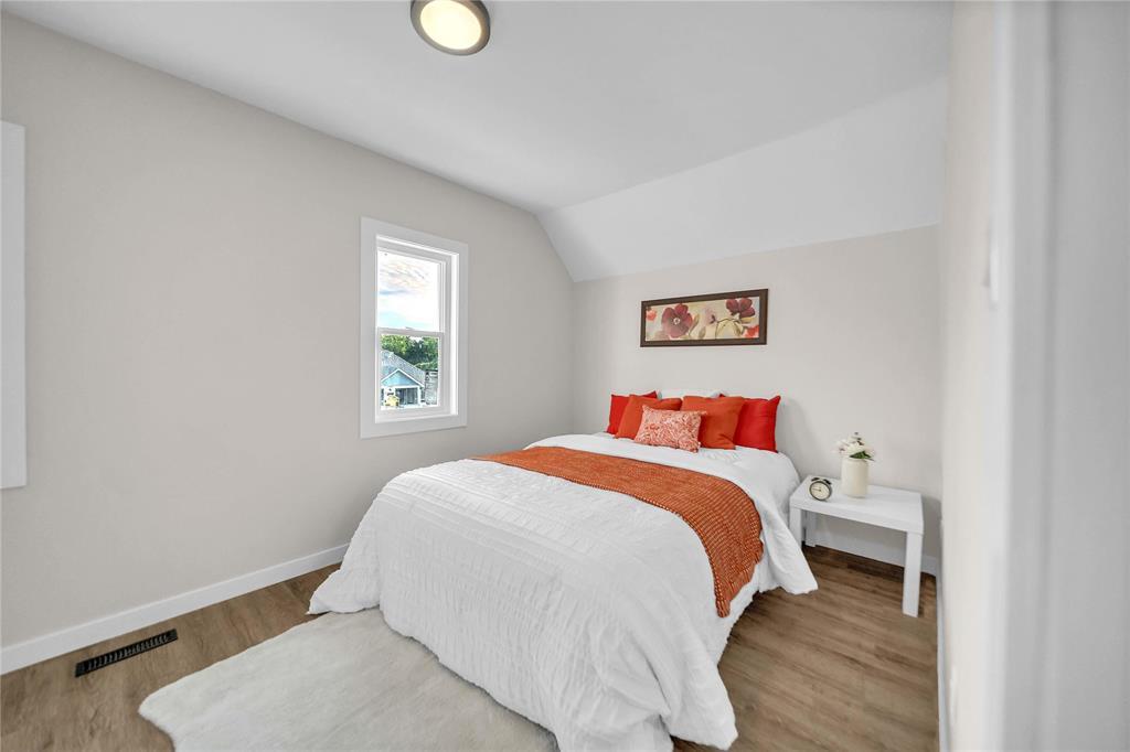 181 Hespeler Avenue, Winnipeg, Manitoba  R2L 0L5 - Photo 10 - 202616657