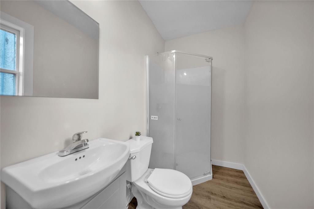181 Hespeler Avenue, Winnipeg, Manitoba  R2L 0L5 - Photo 11 - 202616657