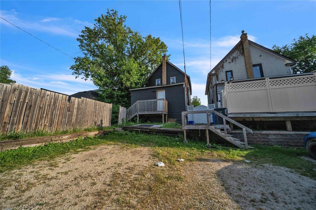 181 Hespeler Avenue, Winnipeg, Manitoba  R2L 0L5 - Photo 18 - 202616657