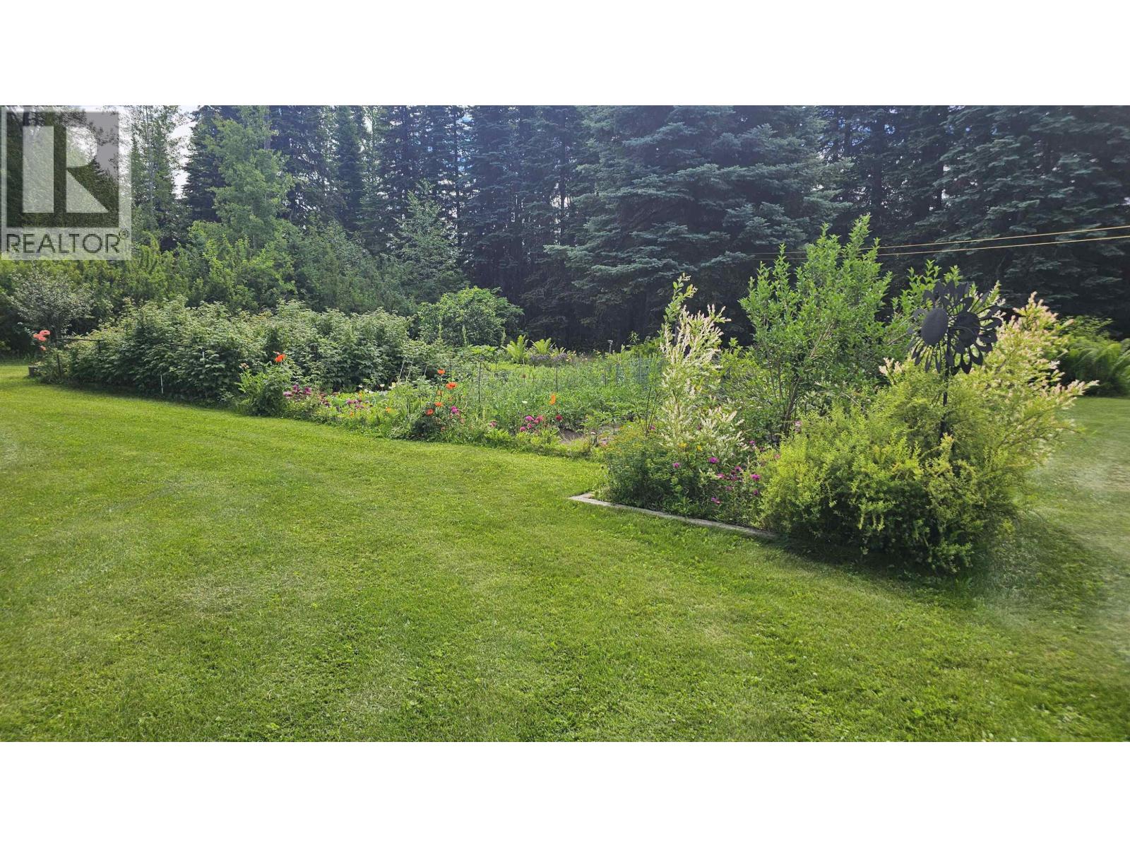 8600 SOLITUDE ROAD — photo 31