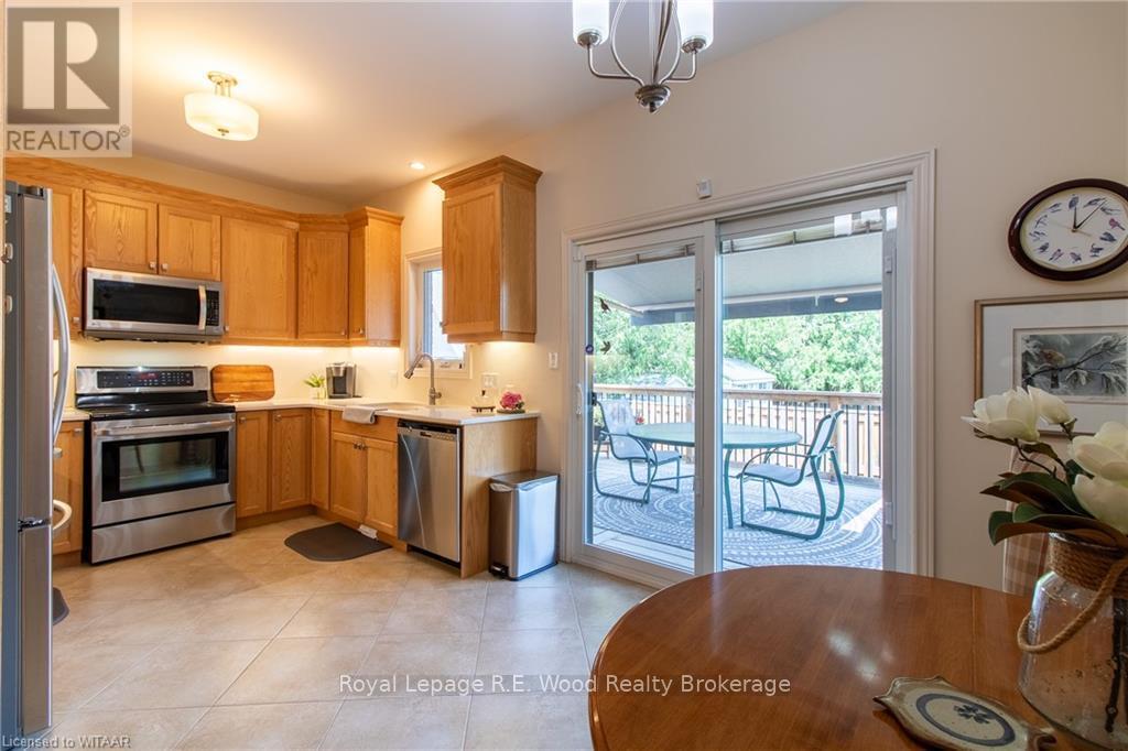 6 Esseltine Drive, Tillsonburg, Ontario  N4G 0C3 - Photo 10 - X13569086