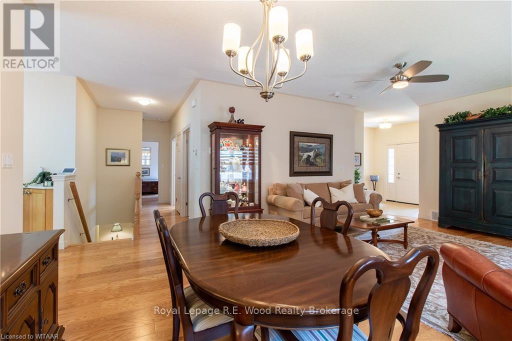6 Esseltine Drive, Tillsonburg, Ontario  N4G 0C3 - Photo 9 - X13569086